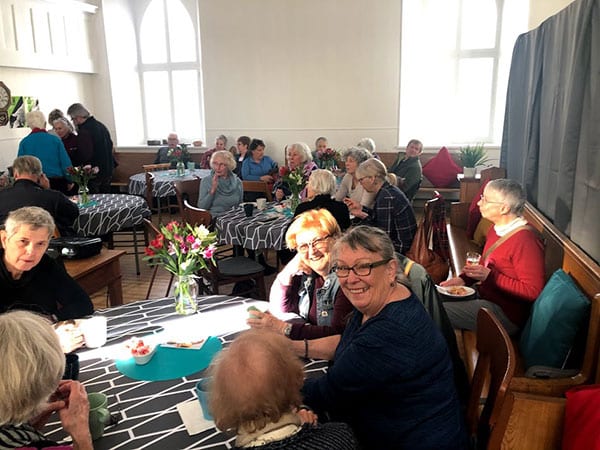 Café 50+ au CAB Sutton Café 50+ au CAB Sutton